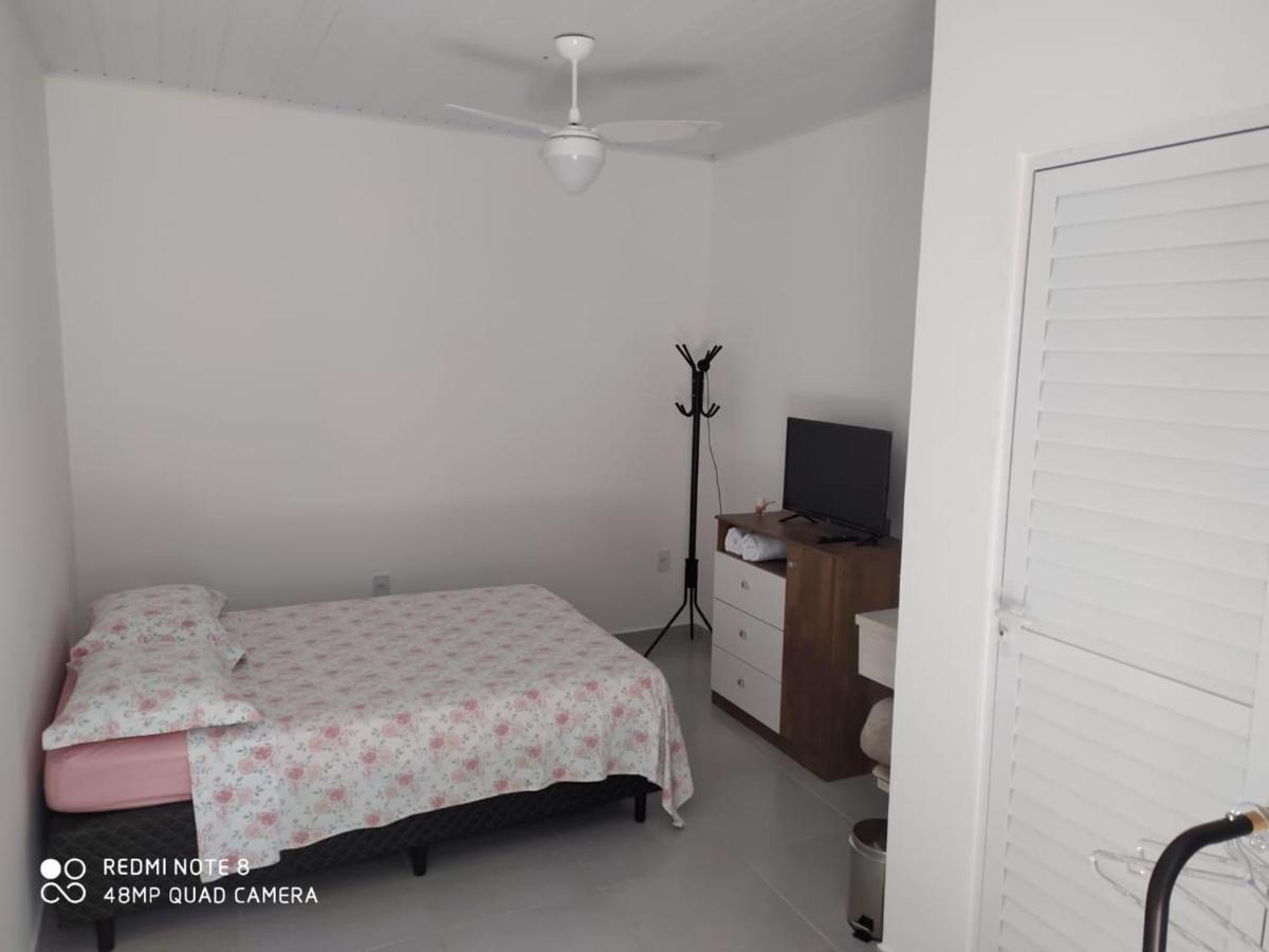 Pousada Casa Verde - Quartos Individuais - Smart Tv 32 - E Banheiro Privativo Apartment Itajaí Exterior foto