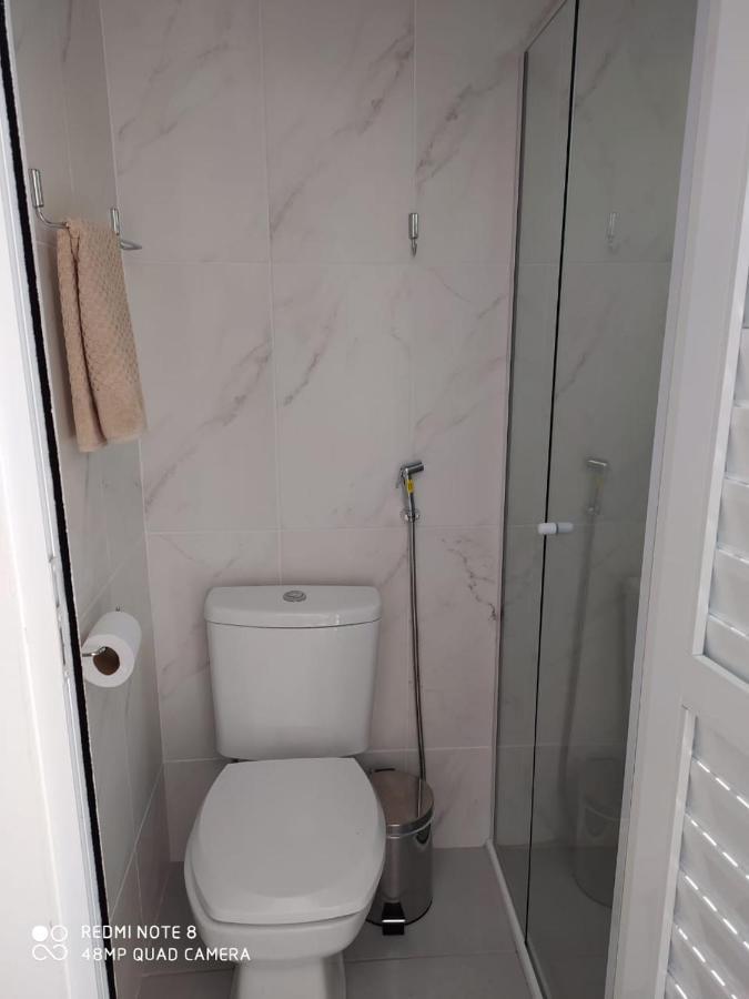 Pousada Casa Verde - Quartos Individuais - Smart Tv 32 - E Banheiro Privativo Apartment Itajaí Exterior foto